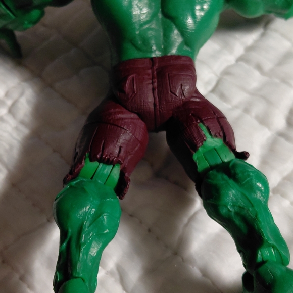 Marvel Green Hulk Action Figure - Picture 7 of 11